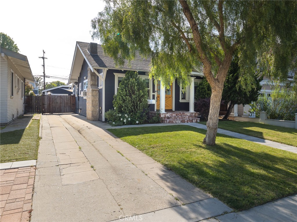 819 Cota Avenue