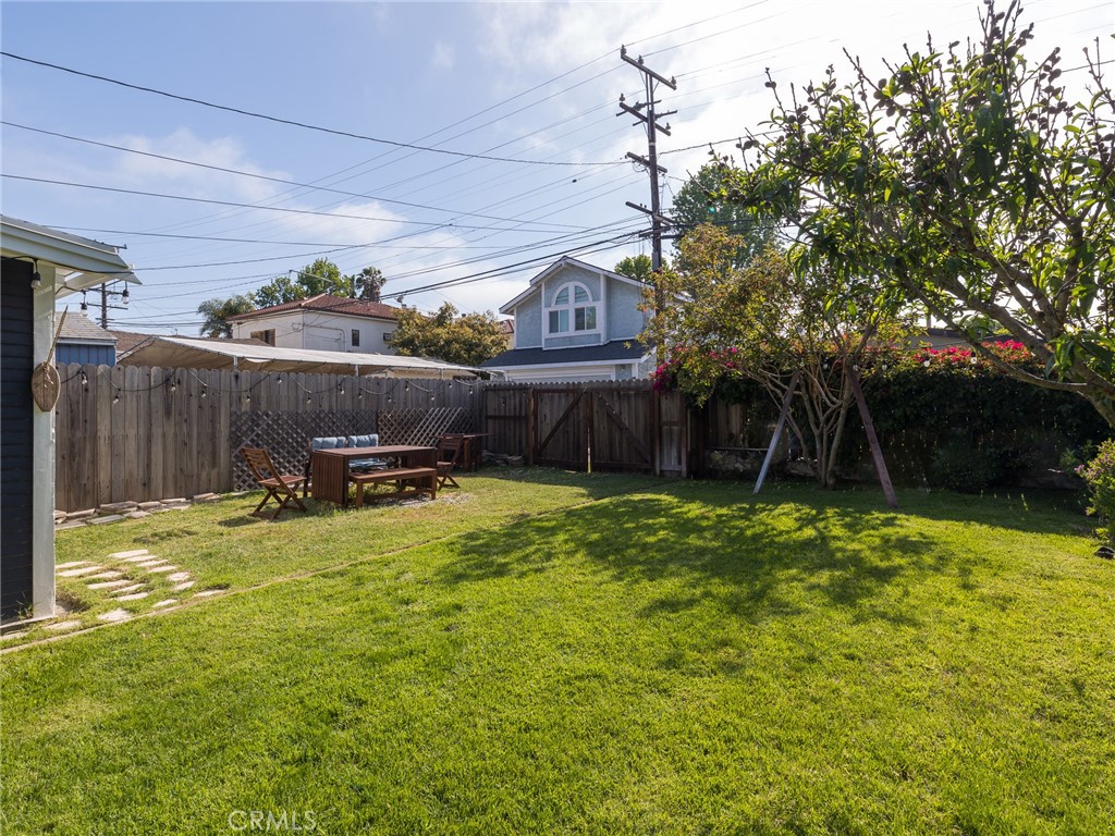 819 Cota Avenue