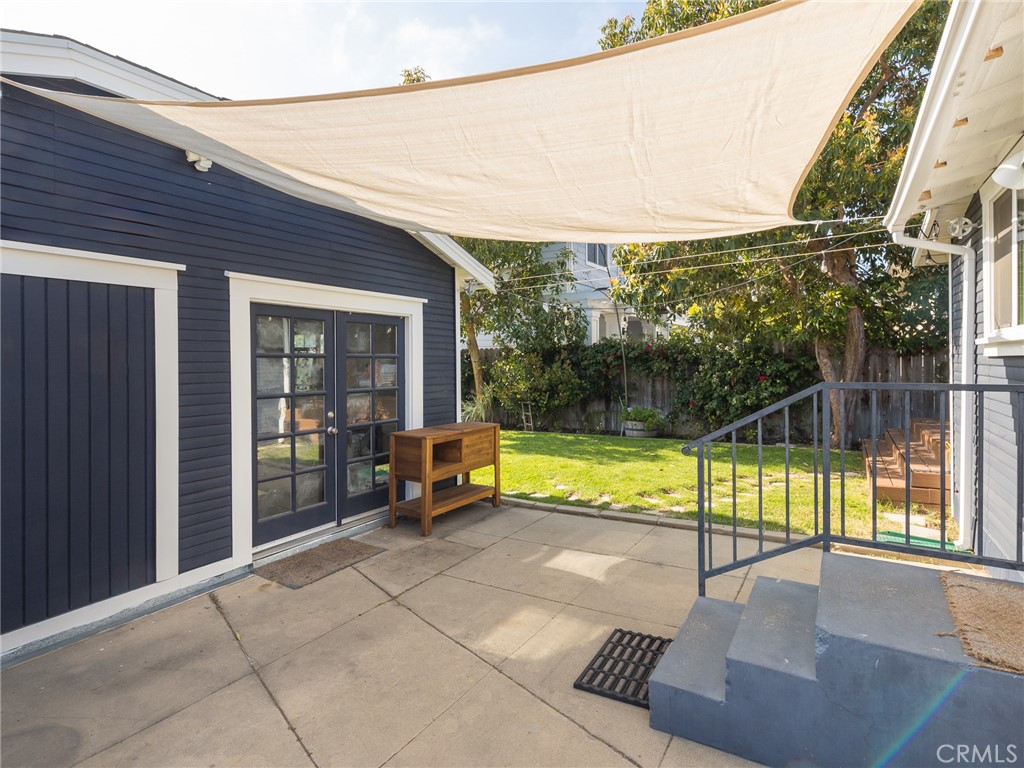 819 Cota Avenue