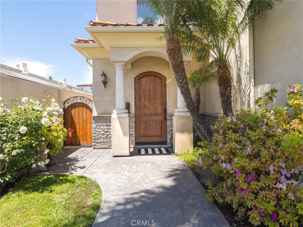 437 Kansas Street
