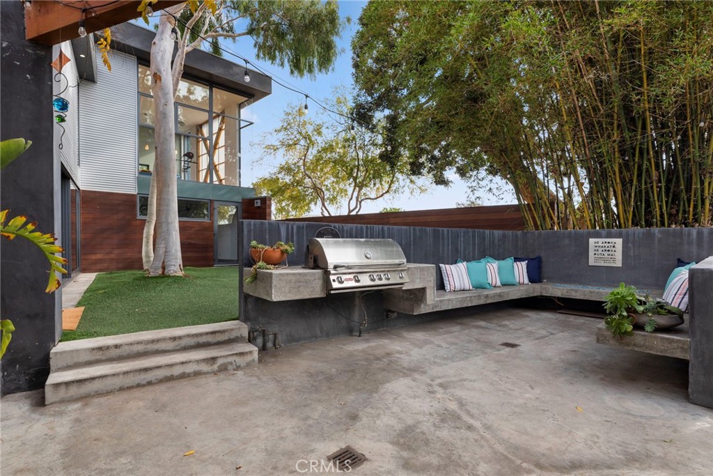 502 Richmond Street