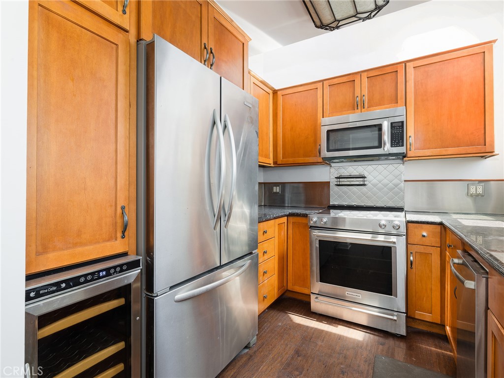 33 Privateer Street Unit: 1
