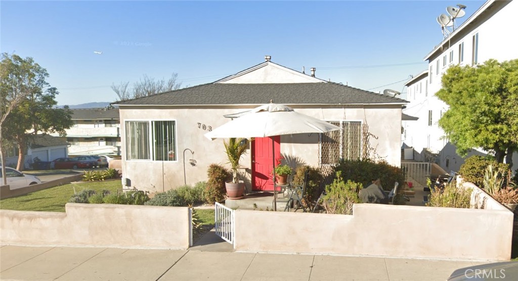 703 E Grand Avenue