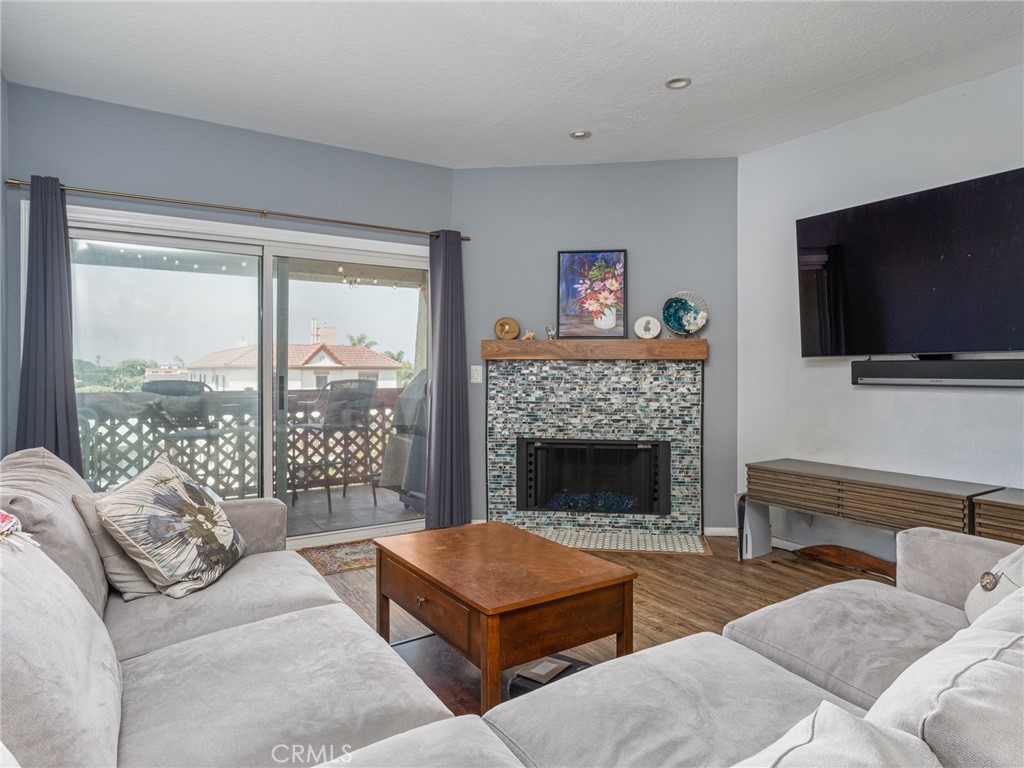 950 Main Street Unit: 307