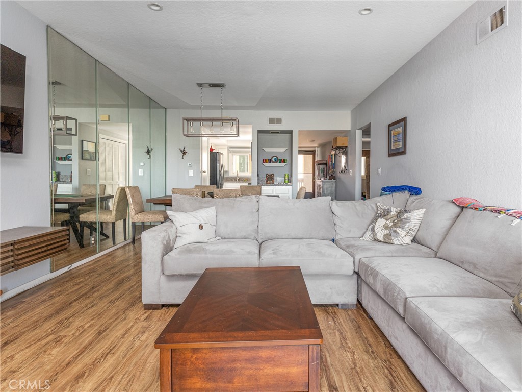950 Main Street Unit: 307