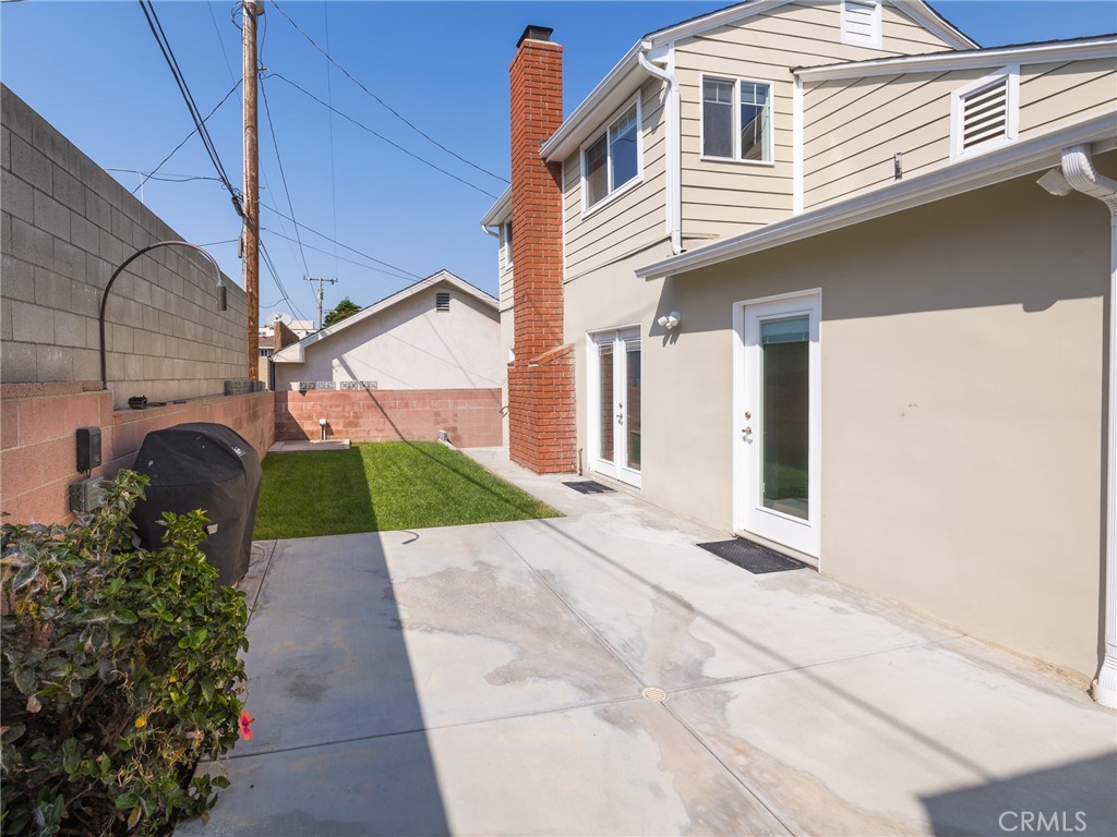 835 Pepper Street