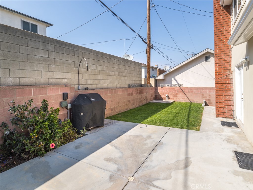 835 Pepper Street