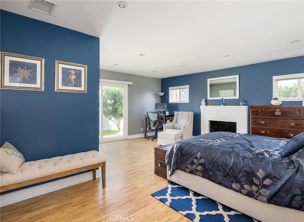 5518 W 123rd Place