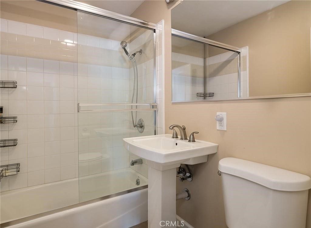 5518 W 123rd Place
