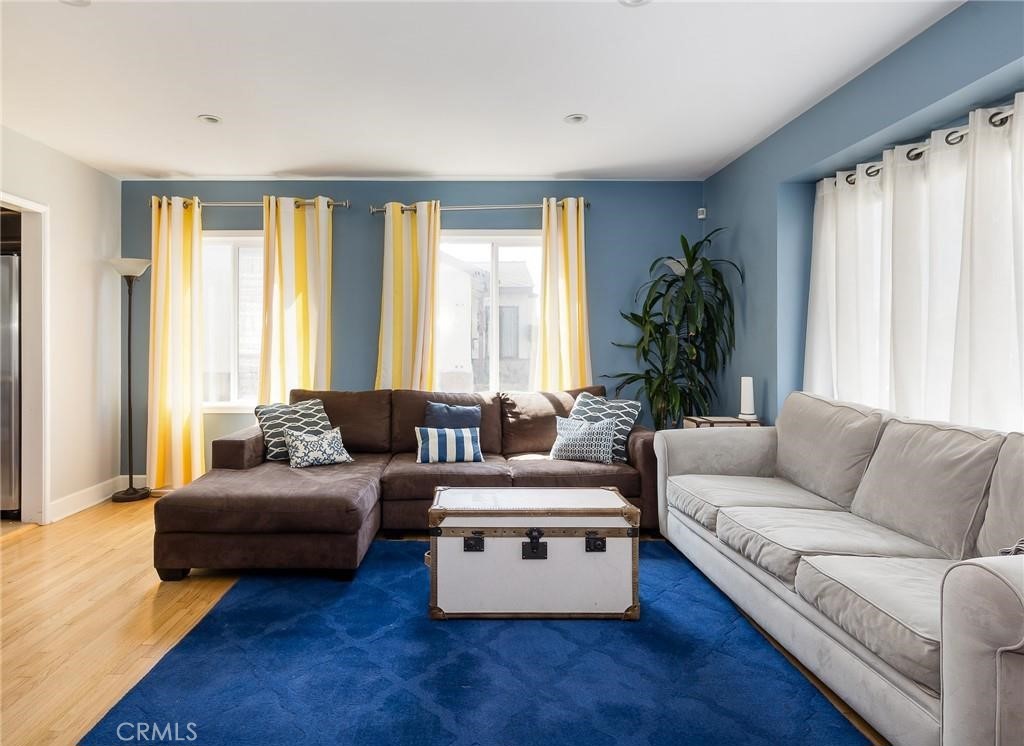 5518 W 123rd Place