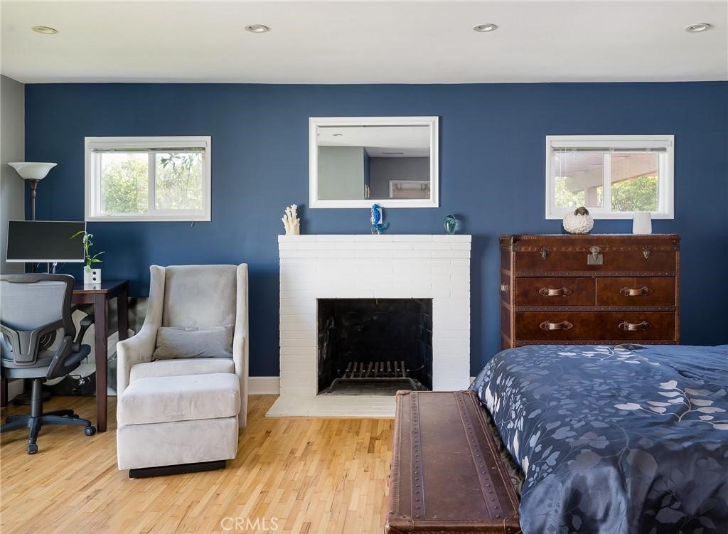5518 W 123rd Place