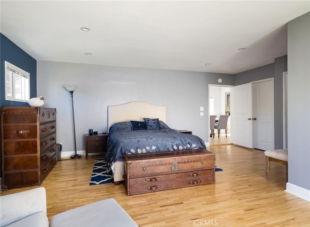 5518 W 123rd Place