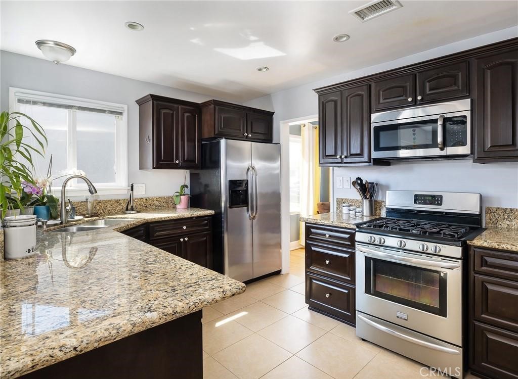 5518 W 123rd Place