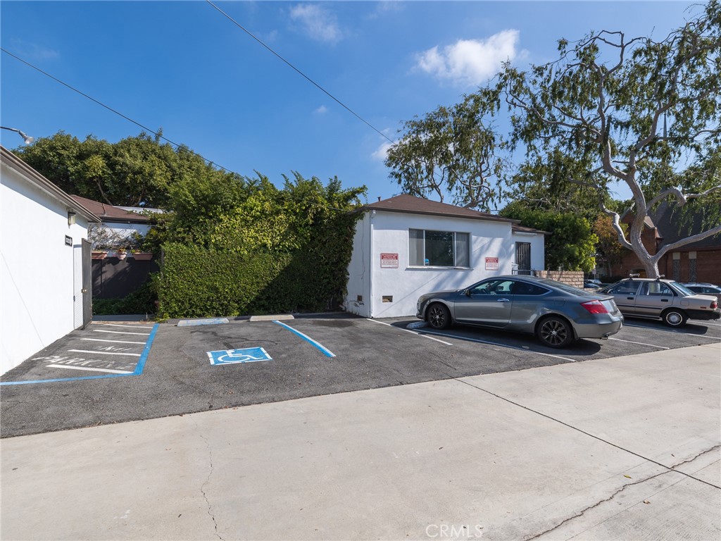 4385 Overland Avenue