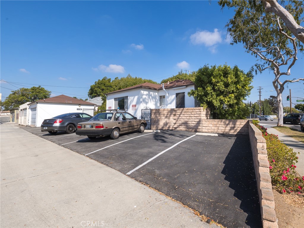 4385 Overland Avenue