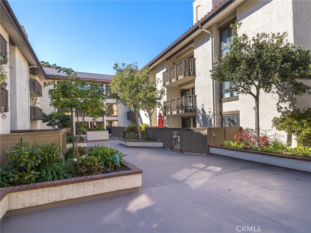 8515 Falmouth Avenue Unit: 223