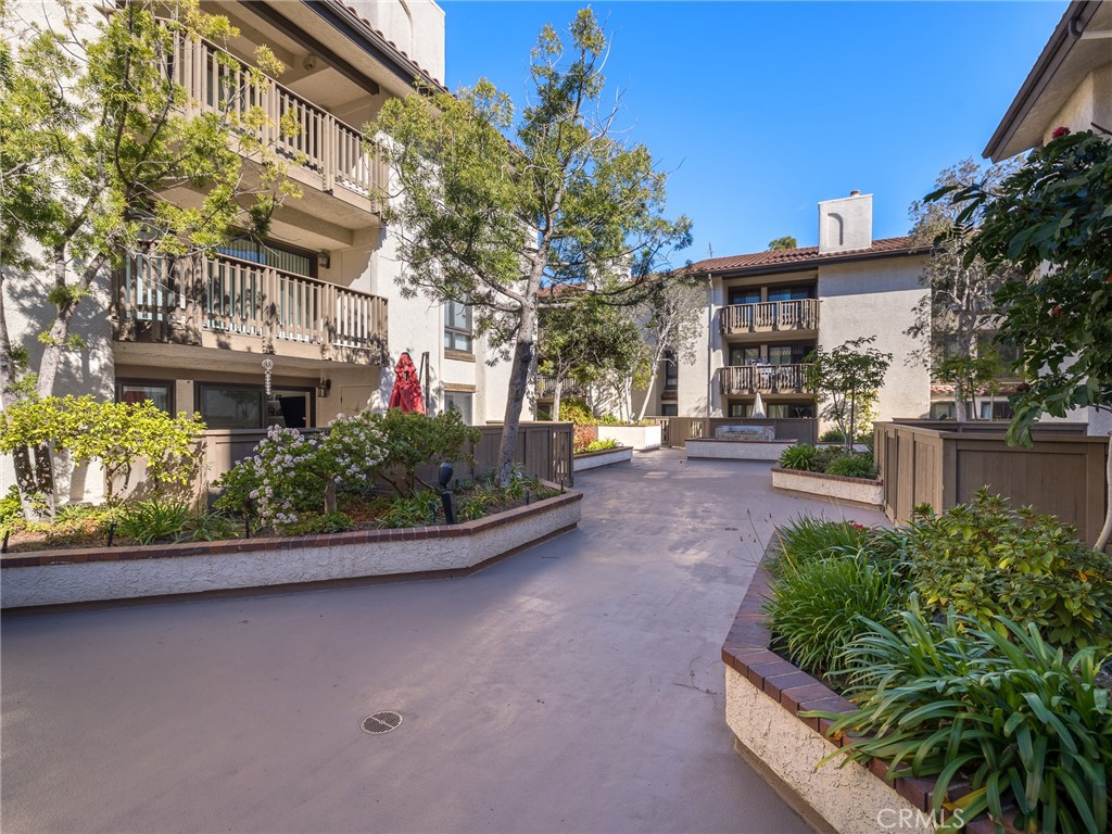 8515 Falmouth Avenue Unit: 223
