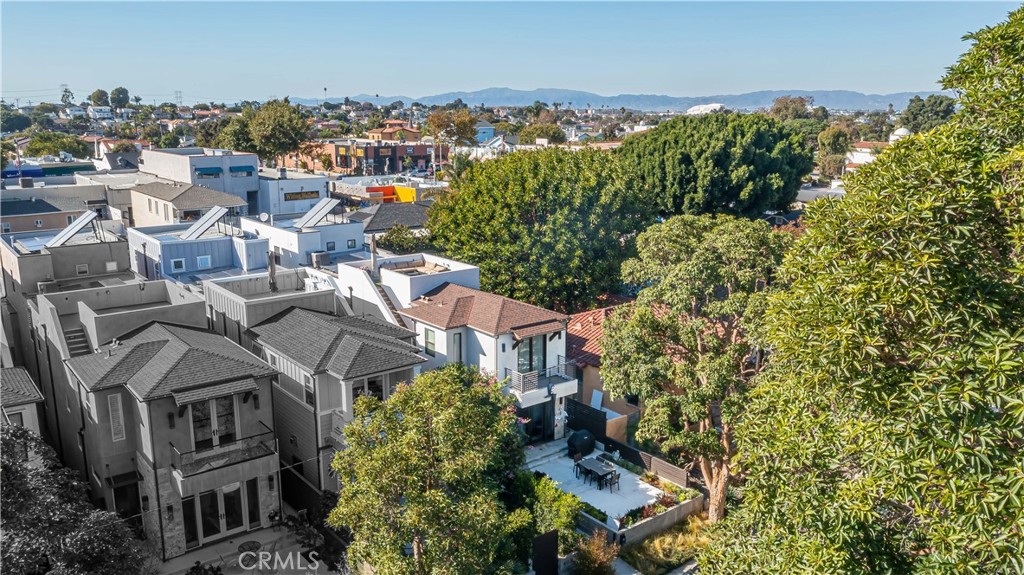 435 Standard Street