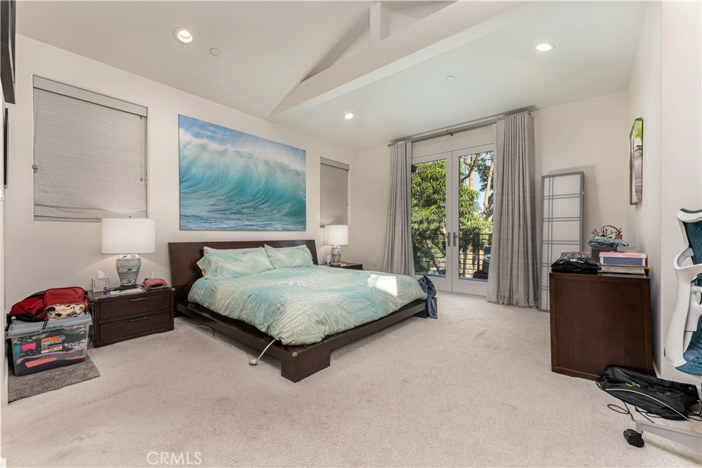 435 Standard Street