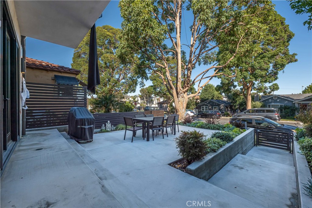 435 Standard Street