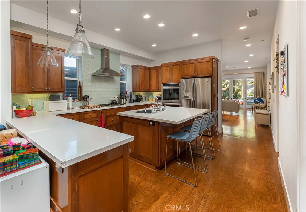 435 Standard Street