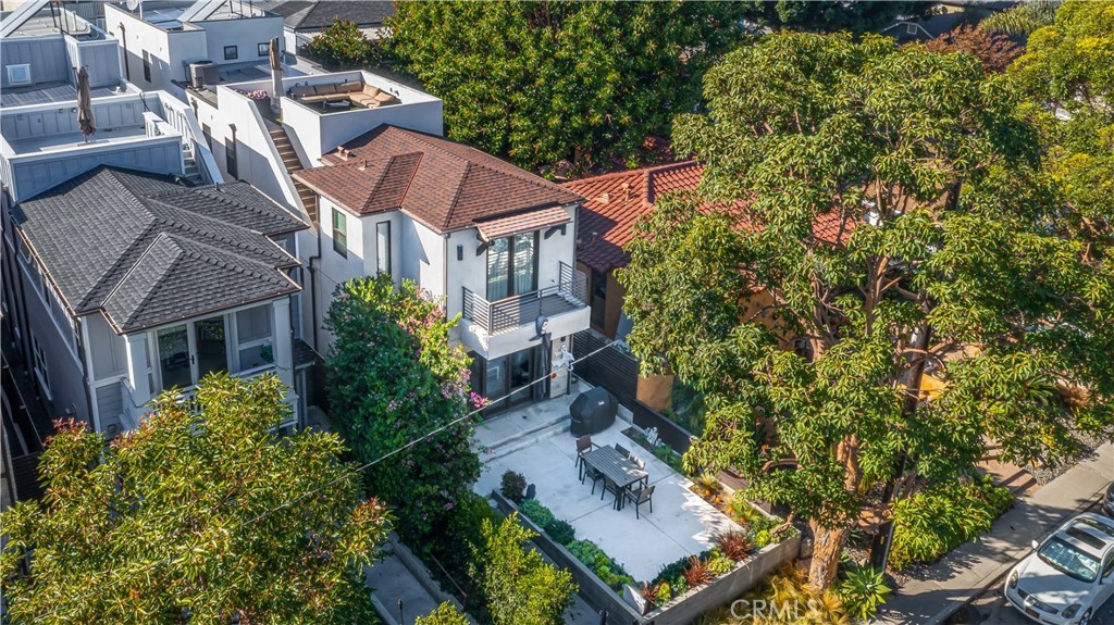 435 Standard Street