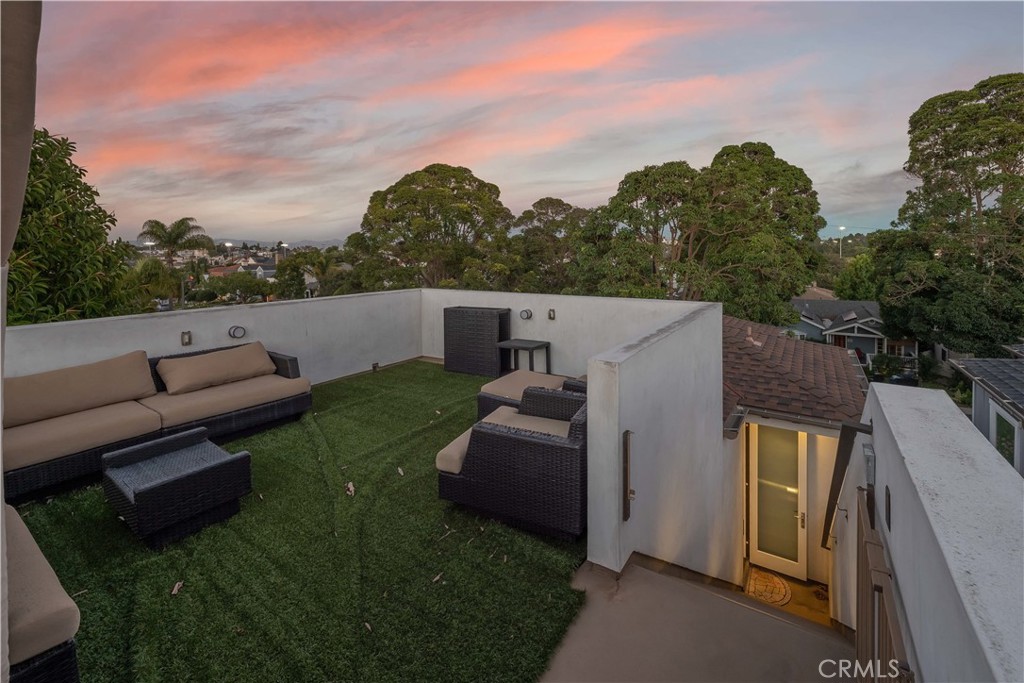 435 Standard Street