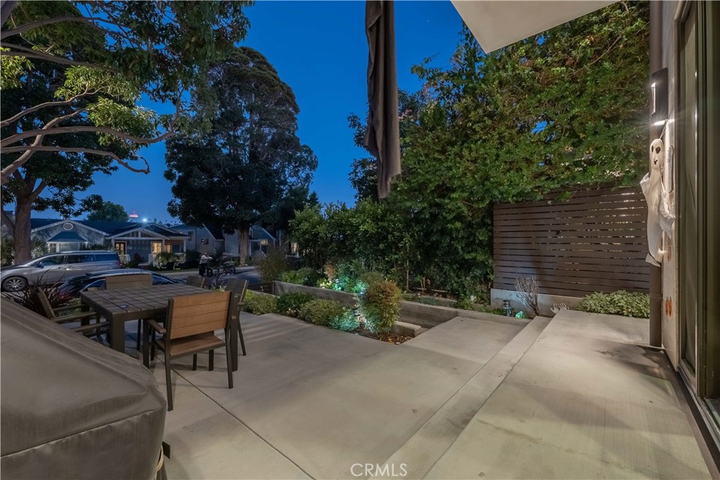 435 Standard Street