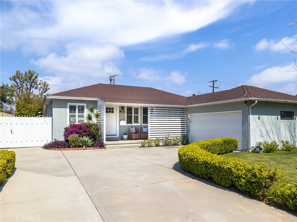 7822 Boeing Avenue