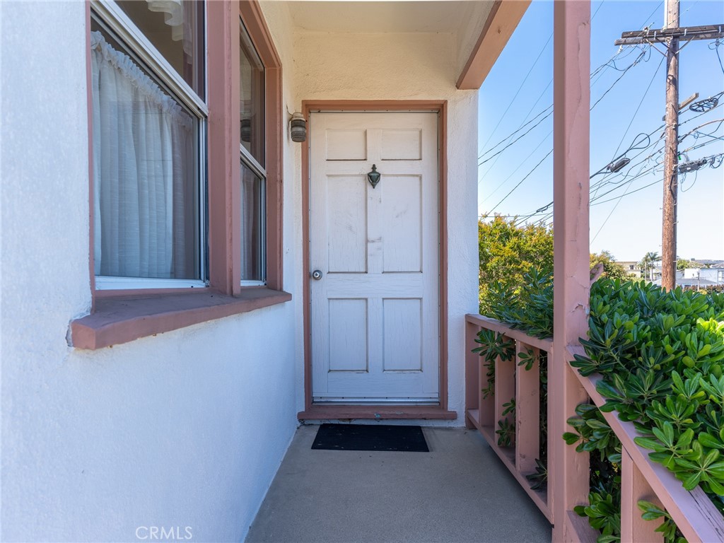 521 Hillcrest Street