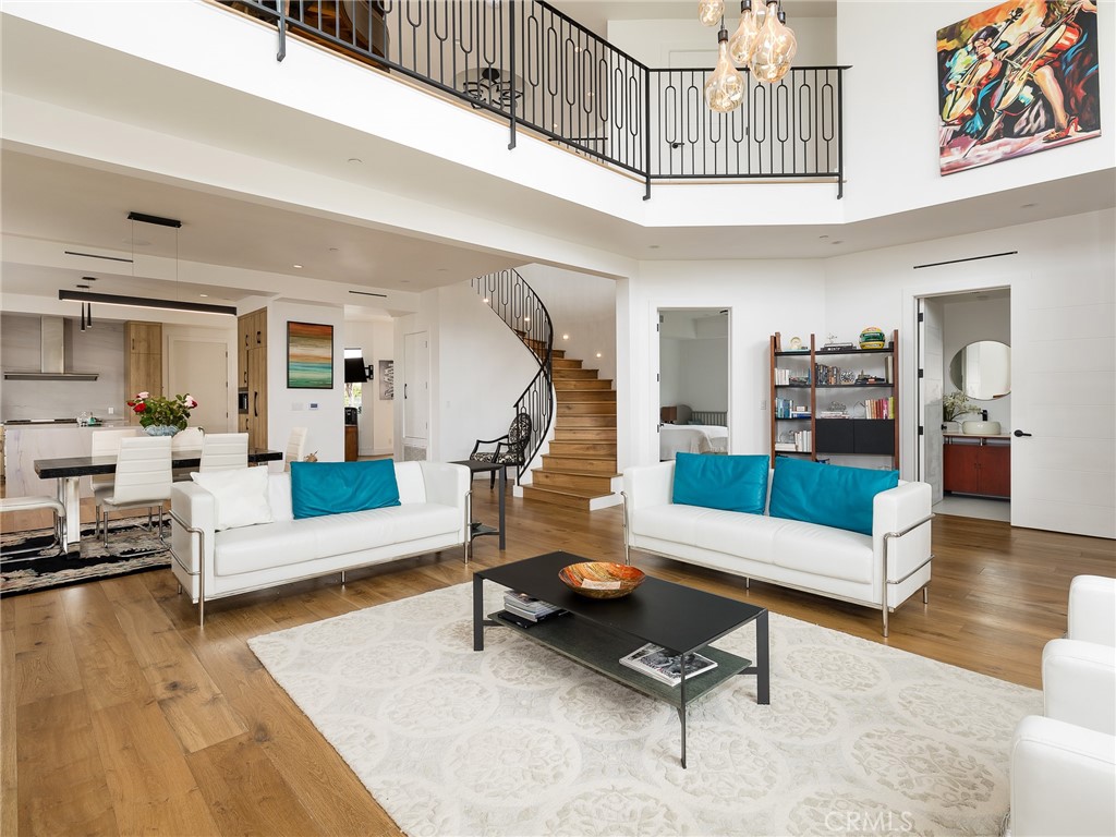 928 Eucalyptus Drive