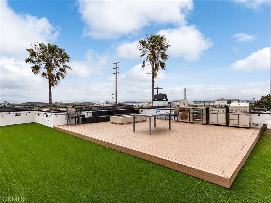 928 Eucalyptus Drive