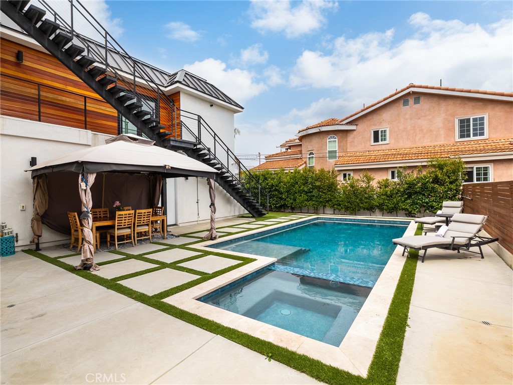 928 Eucalyptus Drive