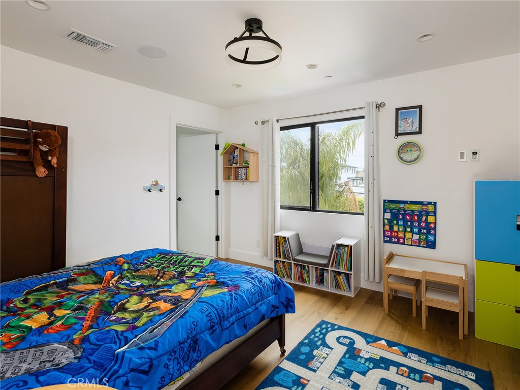 928 Eucalyptus Drive