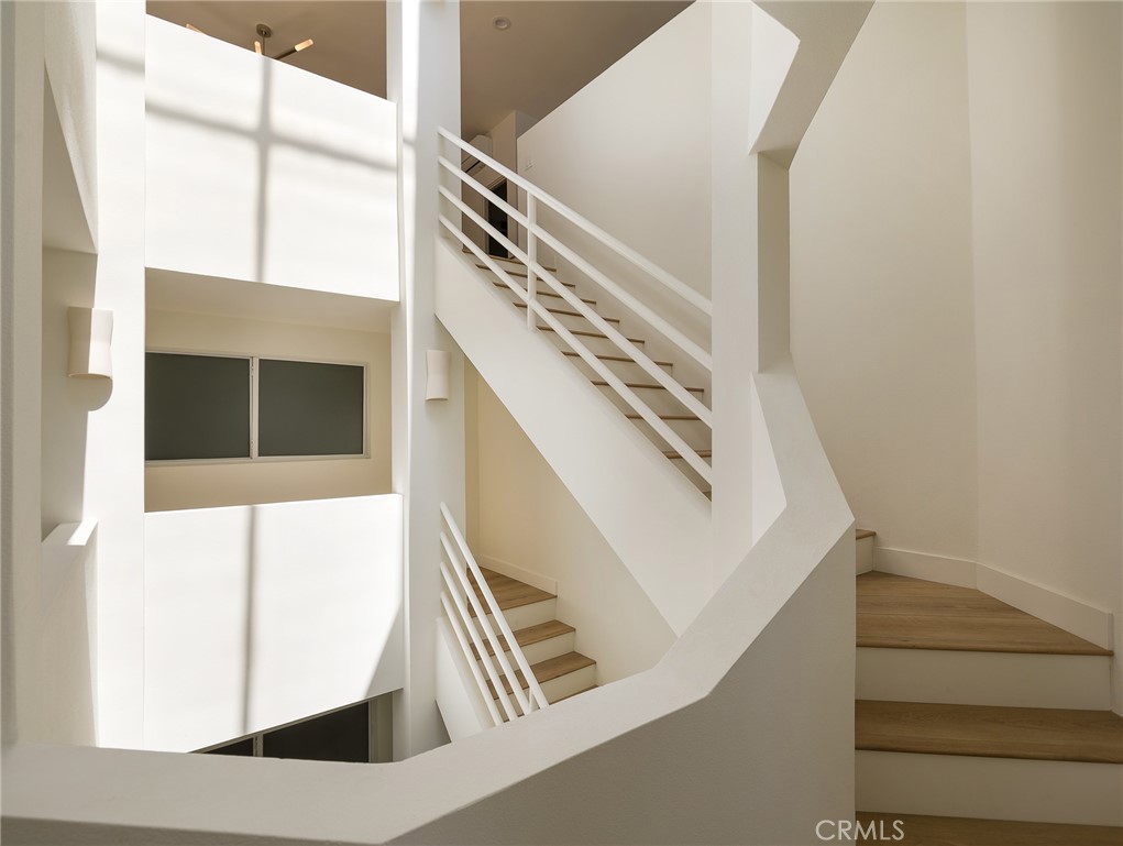 7331 Vista Del Mar Lane