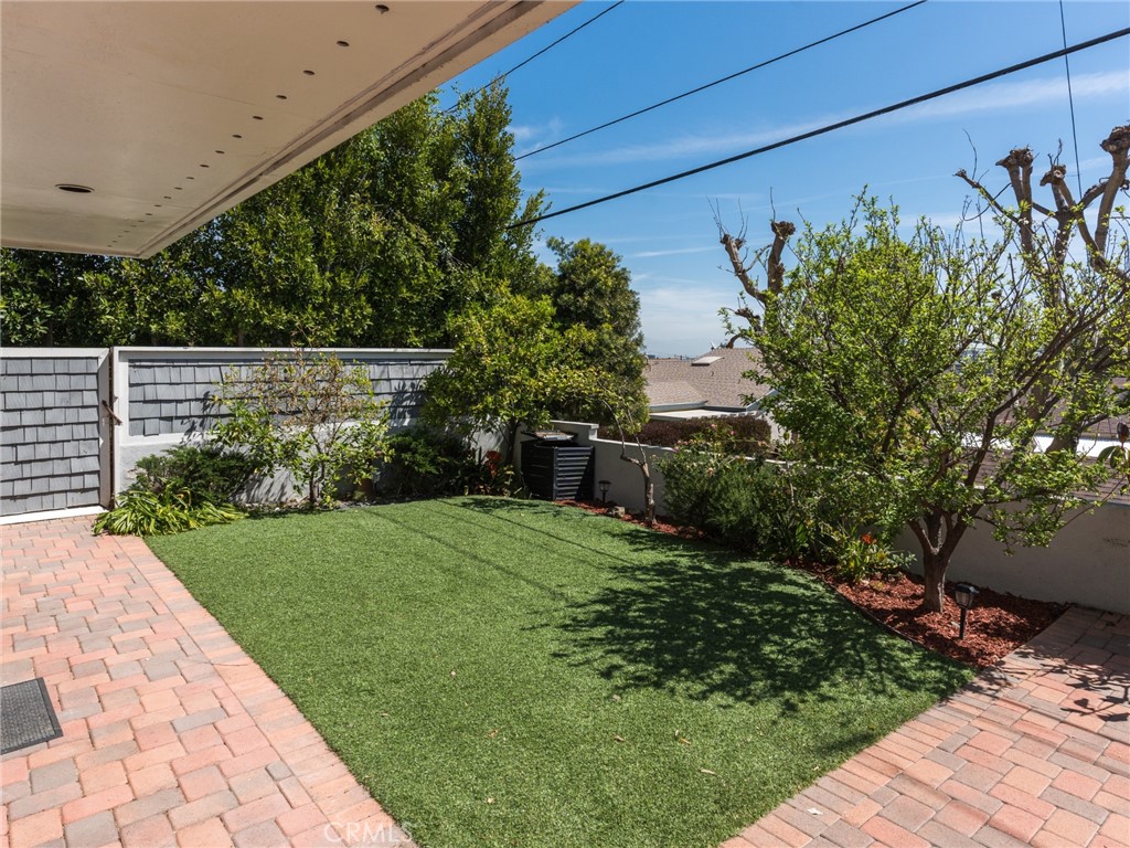 624 Sierra Street