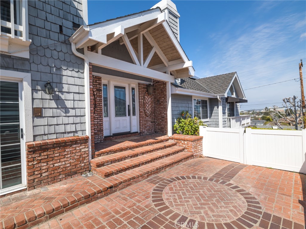 624 Sierra Street