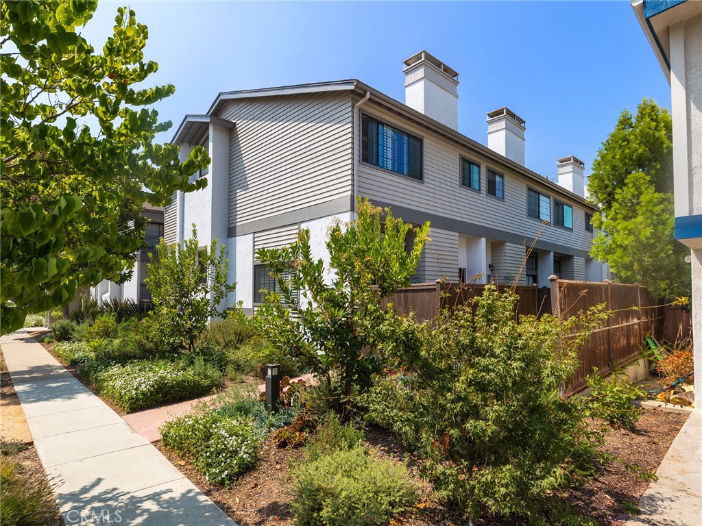 333 Virginia Street 5