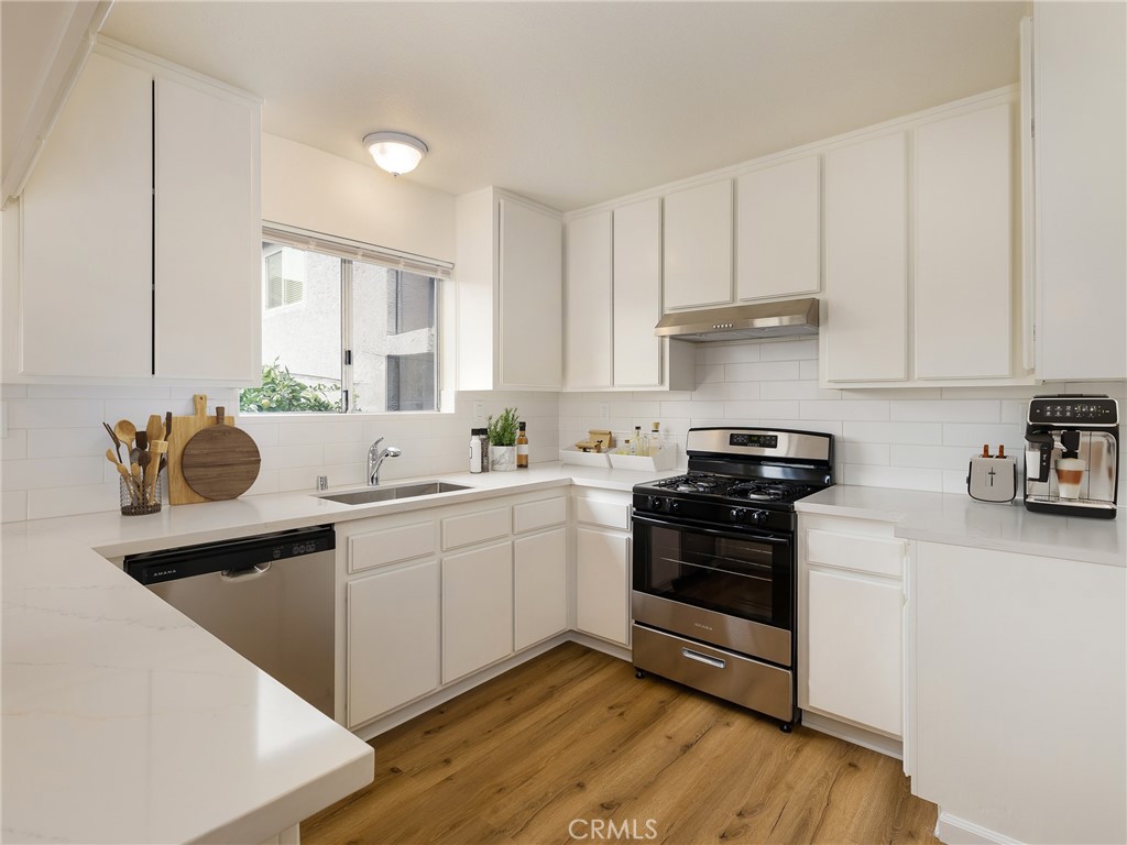 730 W 5th Street