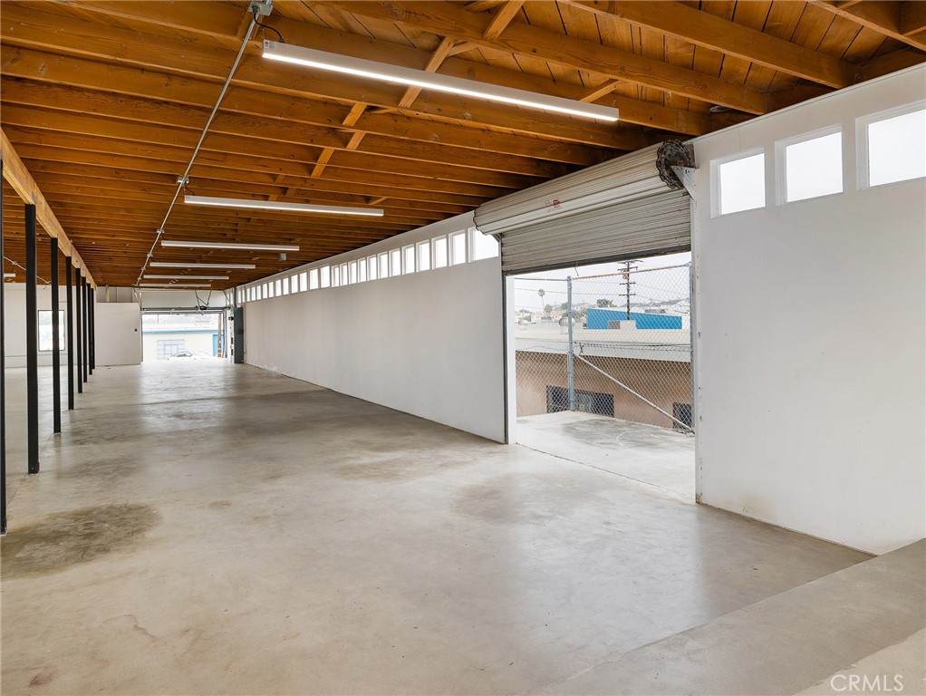 805 E El Segundo Boulevard