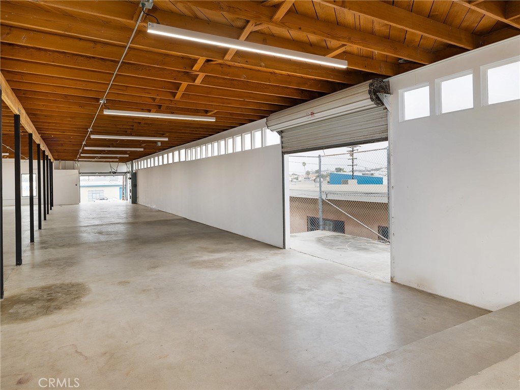 805 E El Segundo Boulevard