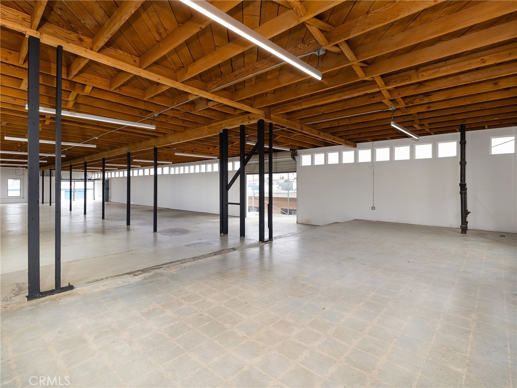 805 E El Segundo Boulevard