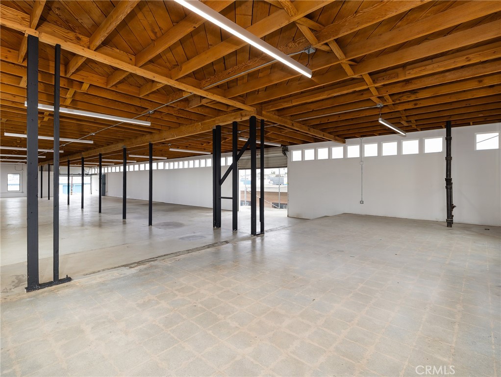 805 E El Segundo Boulevard