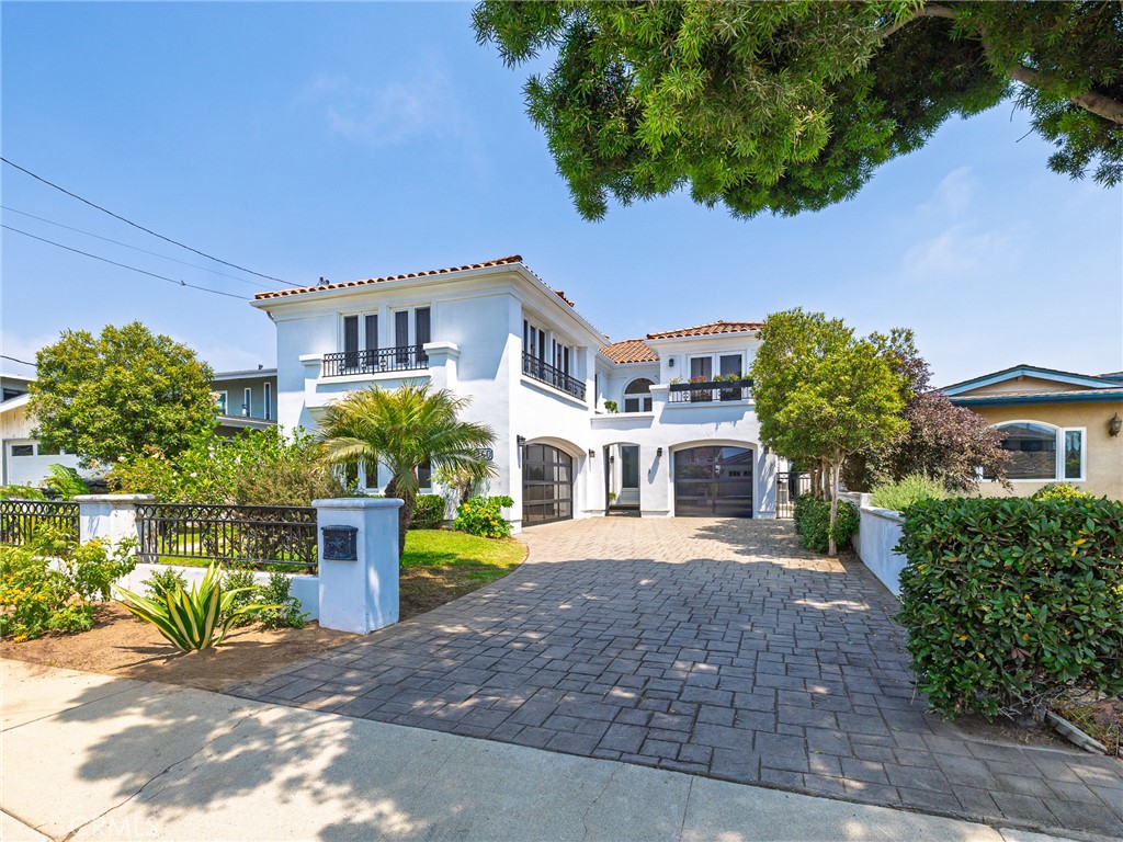 360 Hillcrest Street