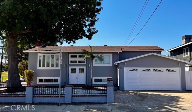 1514 E Maple Avenue