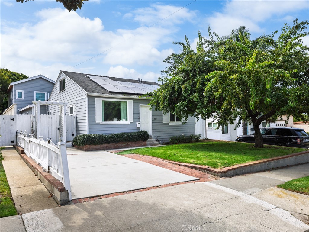 320 E Walnut Avenue