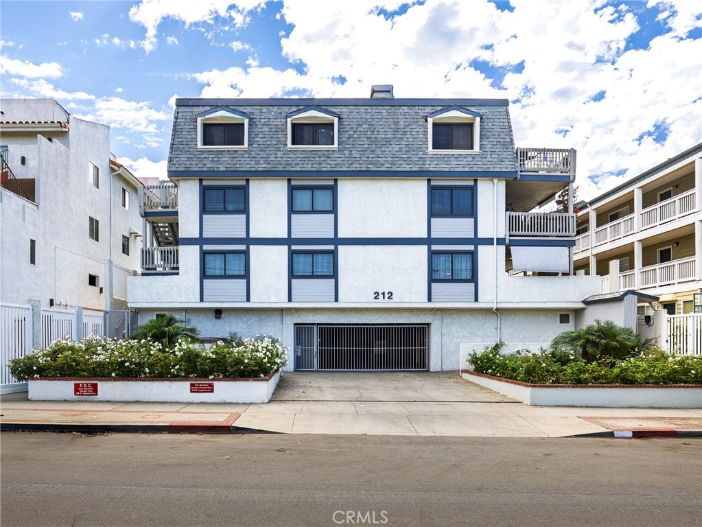 212 E Imperial Avenue E