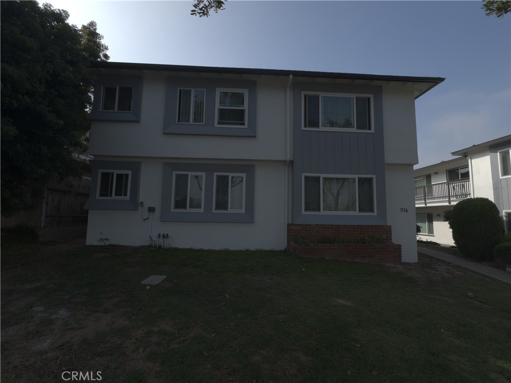 1116 E Imperial Avenue