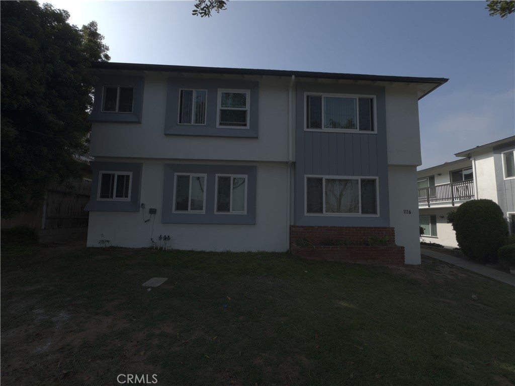 1116 E Imperial Avenue