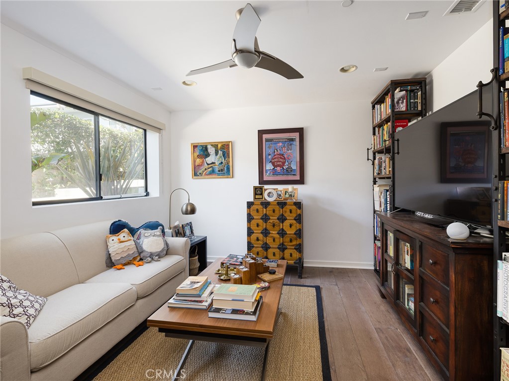 121 E Walnut Avenue